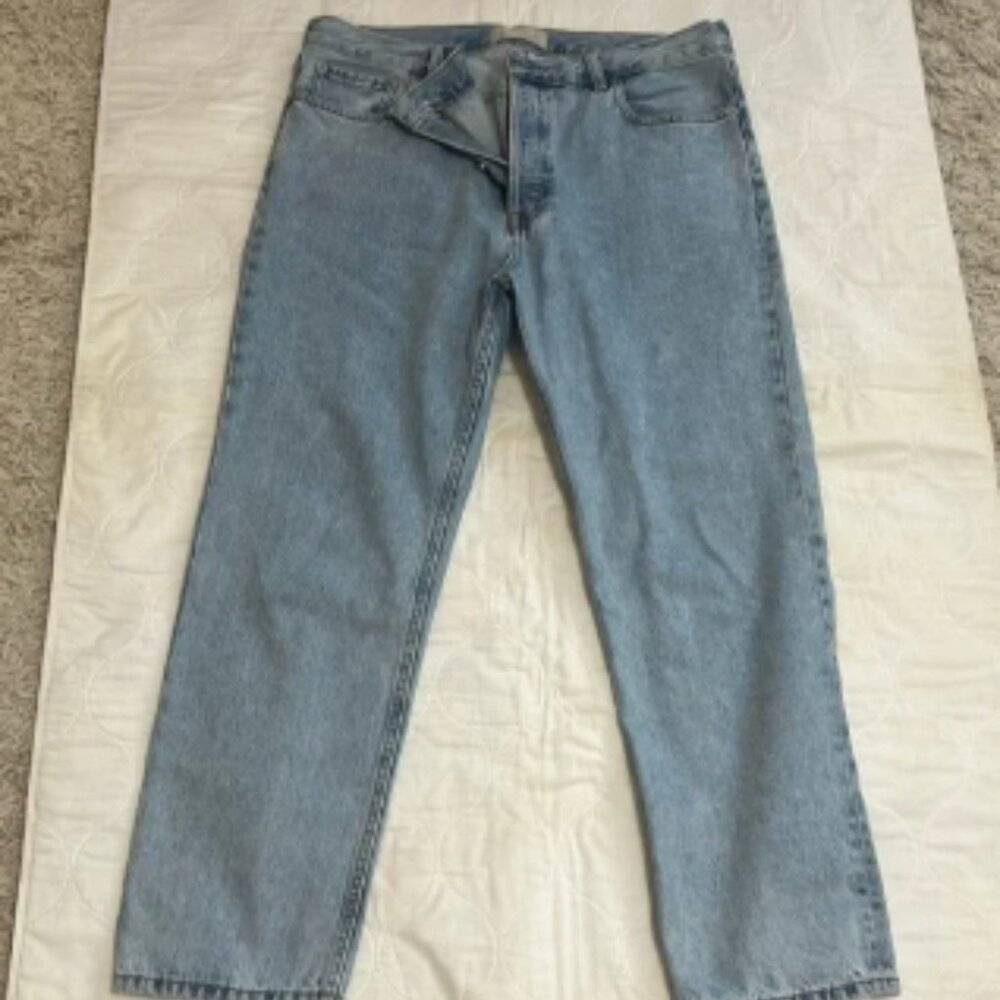 Everlane straight legs jeans, size 31.